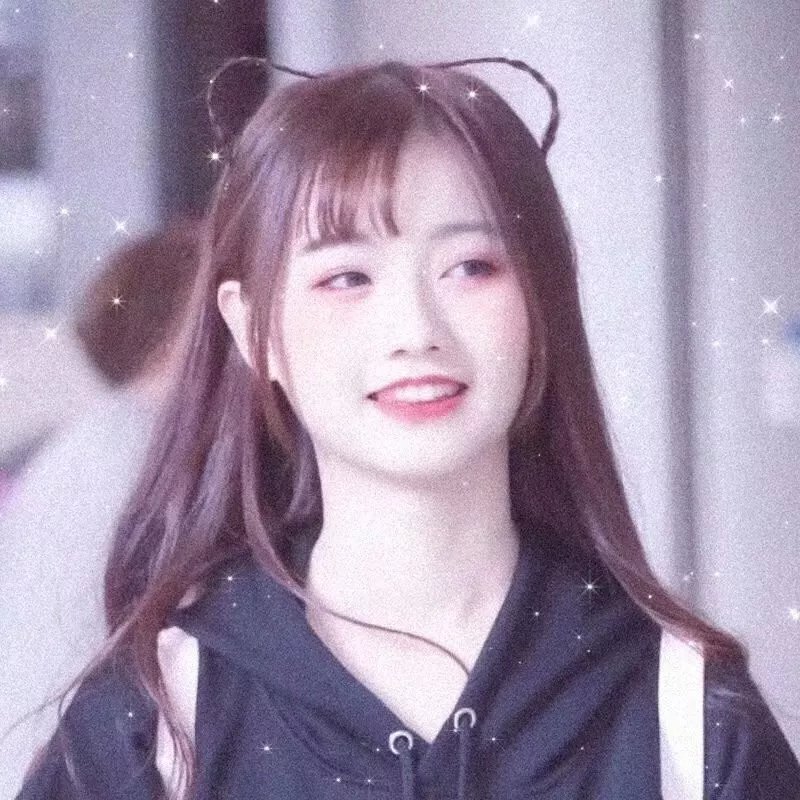 芒果和红色轮椅